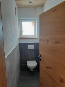 Kúpeľňa v ubytovaní Appartement Bergpanorama Brandegg
