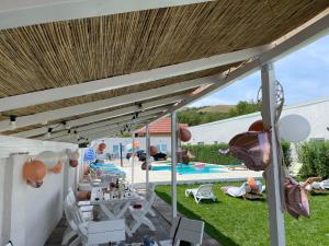 Afbeelding uit fotogalerij van Blue Sky Transalpina in Săsciori