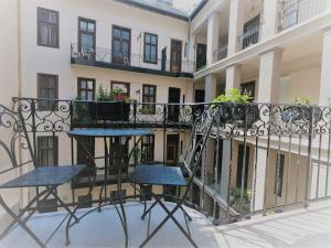 Balkón alebo terasa v ubytovaní BEM56 Apartman