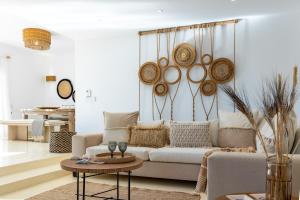 Posezení v ubytování Amalgam Homes Paros