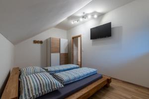 Postel nebo postele na pokoji v ubytování Ferienwohnung Springer