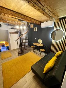 Molla Villa Kökény 7639 Kökény, Égető dűlő kép - 2