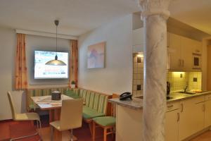 Kuchnia lub aneks kuchenny w obiekcie Apart Altamira