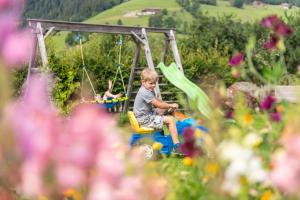 Hostia v ubytovaní Hartlhof Urlaub am Baby- und Kinderbauernhof