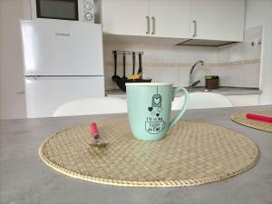 Kuchyňa alebo kuchynka v ubytovaní CALIMA Lodge Corralejo