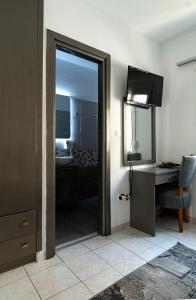 TV a/nebo společenská místnost v ubytování Harbour Lounge rooms
