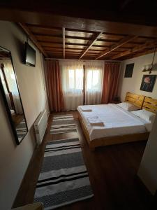 Fotografie z fotogalerie ubytování Pensiunea Casa Maria v destinaci Săpînţa