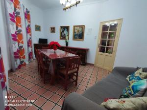 Część wypoczynkowa w obiekcie Casa Rural El Sendero