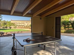 Stolní tenis v ubytování Torre de Can Puig nebo okolí