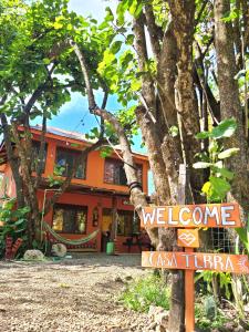 Ilustrasi volunteer luar negeri: gratis! akomodasi & pengalaman dengan visualisasi konsep digital