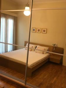 Kép Cozy Flat in Athens City Centre - 30 secs walking Ampelokipoi Metro Station szállásáról Athénban a galériában