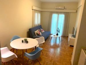 Kép Cozy Flat in Athens City Centre - 30 secs walking Ampelokipoi Metro Station szállásáról Athénban a galériában