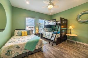 Postel nebo postele na pokoji v ubytování Beach Happy