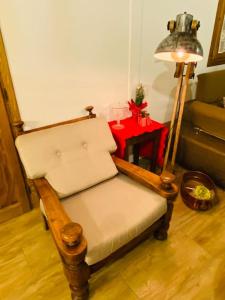 A seating area at Chalet in campagna