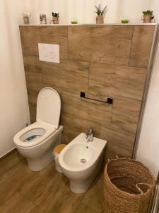 A bathroom at Chalet in campagna