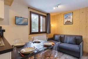 Posedenie v ubytovaní Hameau Des Grands Montets - Apartment 127 - Happy Rentals