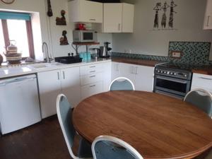 Gallery image of Middle Cottage Sandy Haven Beach in Milford Haven