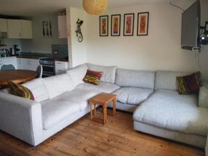 Gallery image of Middle Cottage Sandy Haven Beach in Milford Haven