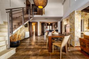 Posedenie v ubytovaní Palmrise Luxury Villas by Travel Pro Services - Nea Skioni Halkidiki