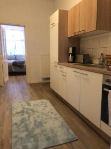 Köök või kööginurk majutusasutuses Schöne FeWo im Zentrum von Wismar