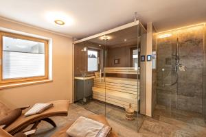 Ένα μπάνιο στο Silent Luxury Chalet LAIET +37 φωτογραφίες