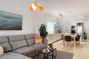 Zdjęcie z galerii obiektu Precioso Apartamento 3hab. cerca de Puerto Banus w Marbelli