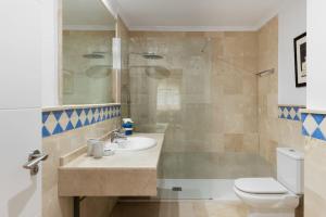 Zdjęcie z galerii obiektu Precioso Apartamento 3hab. cerca de Puerto Banus w Marbelli
