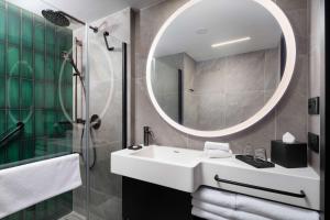 Łazienka w obiekcie Hyatt Place Krakow