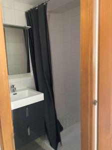 Kúpeľňa v ubytovaní "Là-haut" free parking