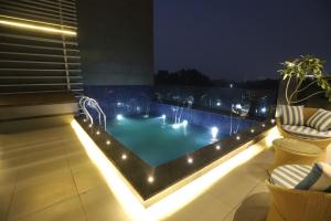 Piscina di The Pristine Hotel o nelle vicinanze