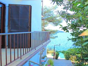 Fotografie z fotogalerie ubytování Seafront Apartment Darinka v destinaci Prizba