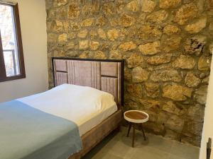 Kép Lovely Stonehouse with Pool and Backyard in Izmir szállásáról Gaziemirben a galériában