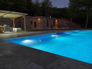 Kép Lovely Stonehouse with Pool and Backyard in Izmir szállásáról Gaziemirben a galériában