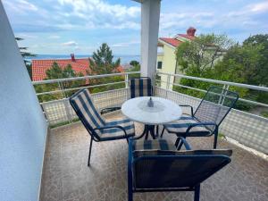 Fotografie z fotogalerie ubytování Apartments in Dramalj 42928 v destinaci Dramalj