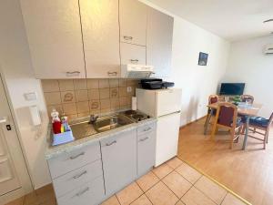 Fotografie z fotogalerie ubytování Apartments in Dramalj 42928 v destinaci Dramalj