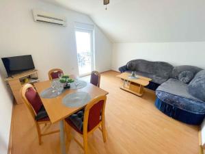 Fotografie z fotogalerie ubytování Apartments in Dramalj 42928 v destinaci Dramalj