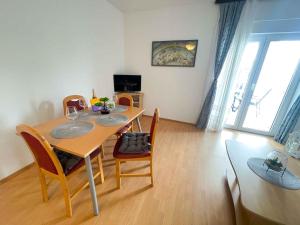 Fotografie z fotogalerie ubytování Apartments in Dramalj 42928 v destinaci Dramalj