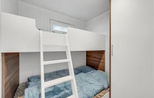 Postel nebo postele na pokoji v ubytování 2 Bedroom Nice Home In Ulfborg