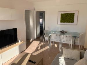 Gallery image of MIMOSAS VISTAS in Miami Platja +14 photos