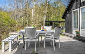 Beautiful Home In Odder With Wifi 파티오 또는 야외 공간