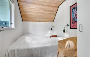 Fotografie z fotogalerie ubytování Two-Bedroom Holiday Home In Glesborg v destinaci Glesborg