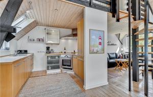 Fotografie z fotogalerie ubytování Two-Bedroom Holiday Home In Glesborg v destinaci Glesborg