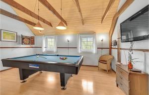 Τραπέζι μπιλιάρδου στο Stunning Home In Ulfborg With Sauna +37 φωτογραφίες