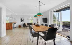 TV/trung tâm giải trí tại Holiday Home Vestergade Rømø Xi