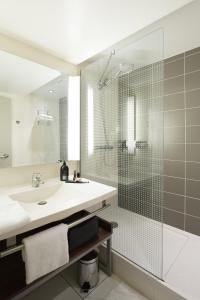 Aparthotel Adagio Toulouse Centre Ramblas的一间浴室