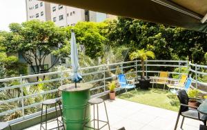 Br Hostel外面的花园