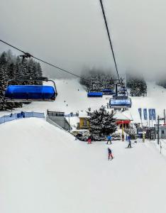 Domki KOLONIA LEŚNA z sauną i gorącą balią om vinteren