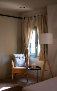 Postel nebo postele na pokoji v ubytování Cal Punté - Anita + 6 fotografií