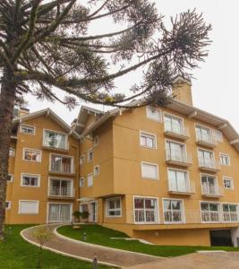 Το κτήριο όπου στεγάζεται  το διαμέρισμα