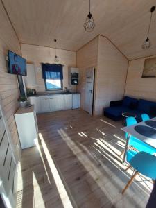 Khu vực ghế ngồi tại Domki Brzózki Kosewo